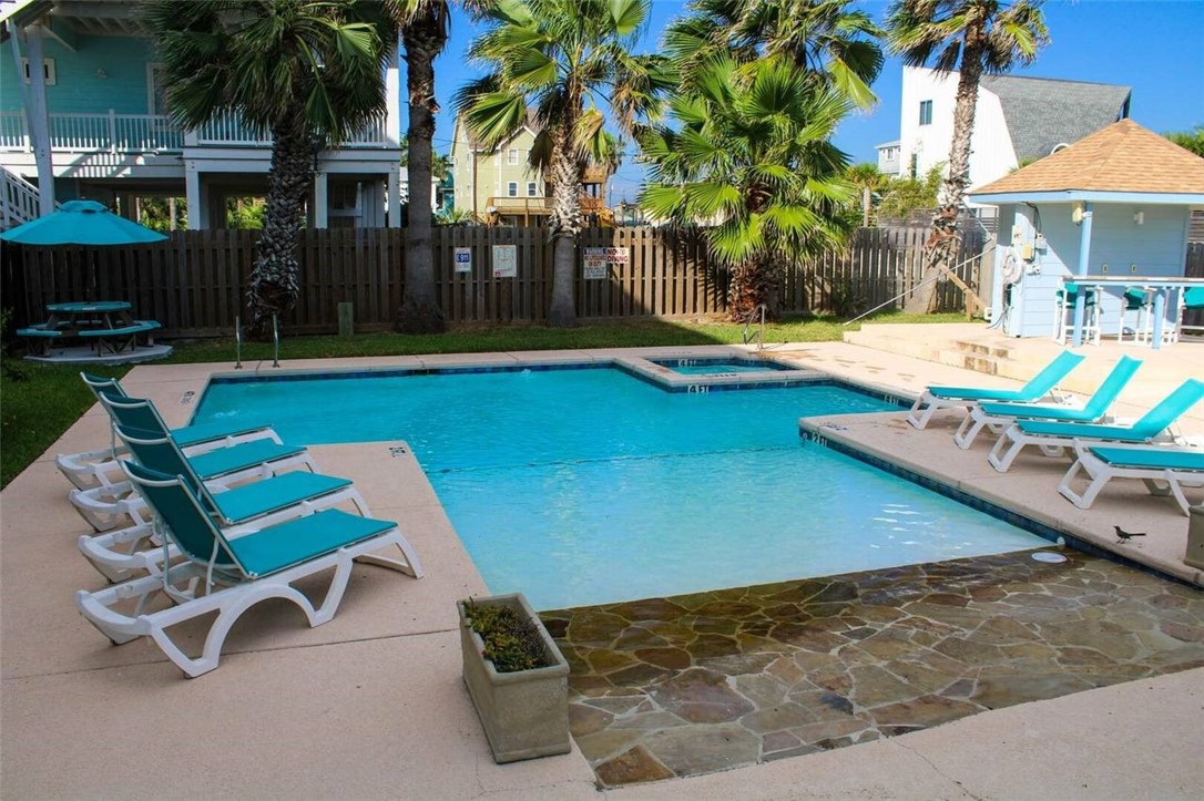 407 Beach Ave 123