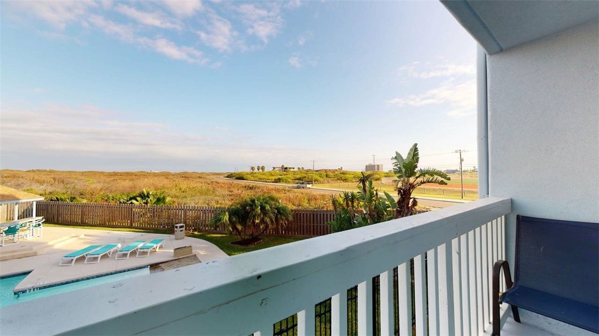 407 Beach Ave 123