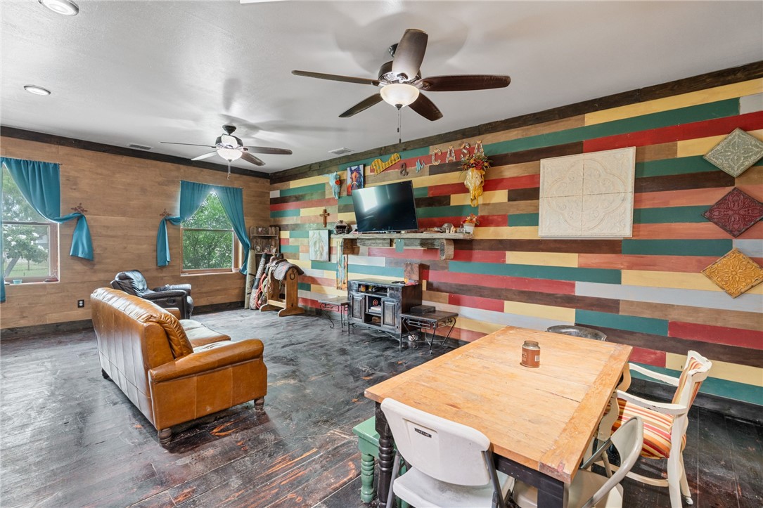 4274 Callicoatte FM 1694
