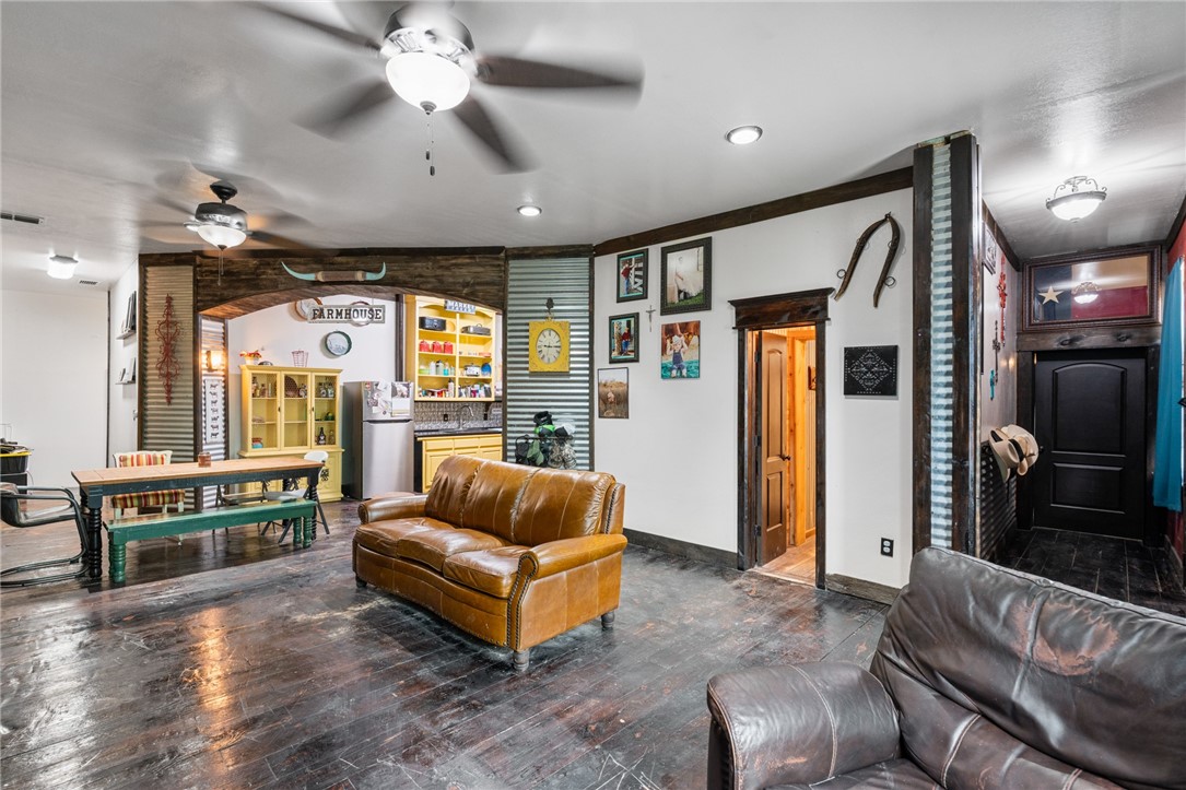4274 Callicoatte FM 1694