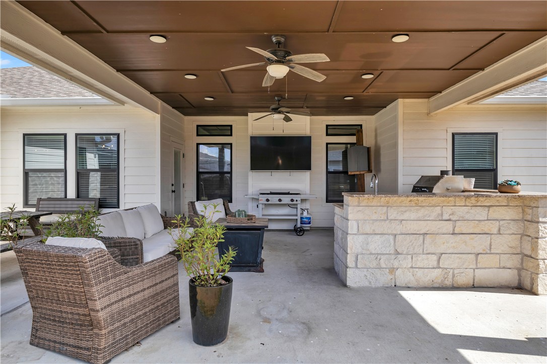 3101 Creek Side Dr