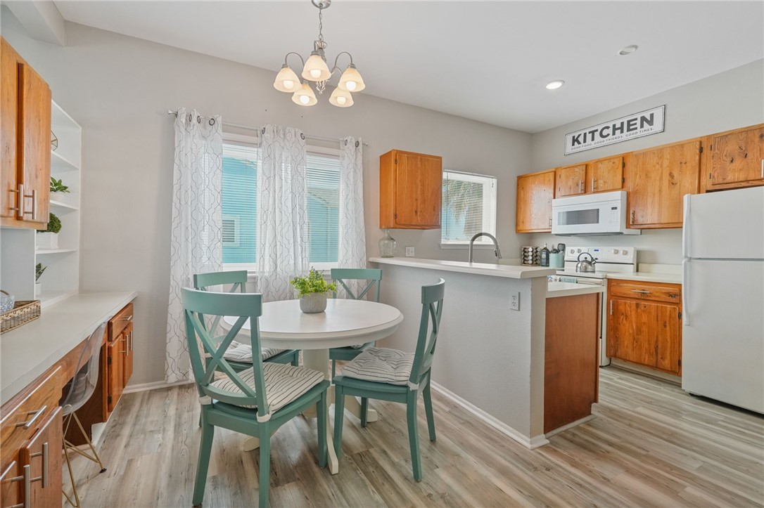 15010 Leeward Dr 706