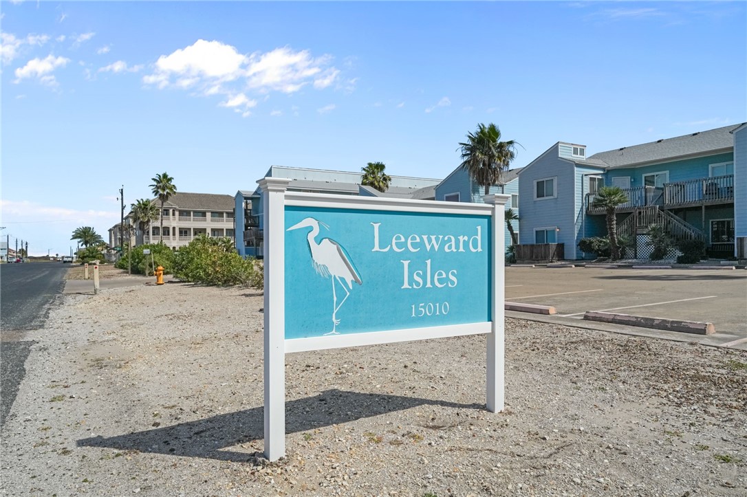 15010 Leeward Dr 706