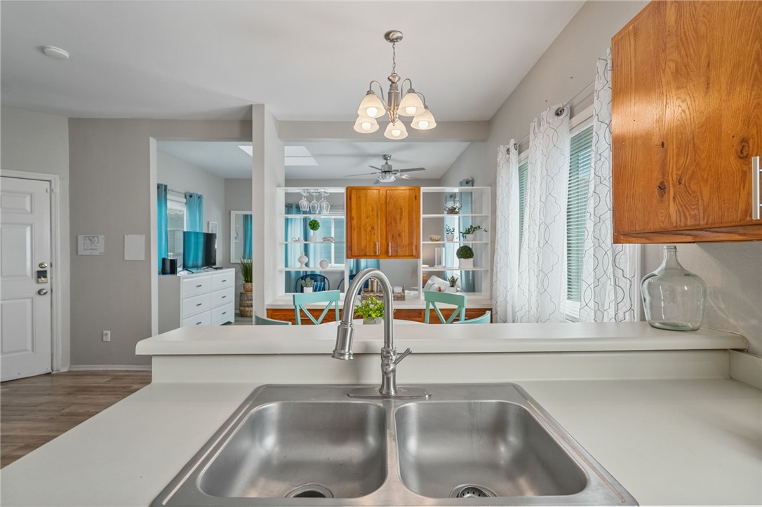 15010 Leeward Dr 706