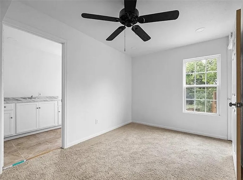 1105 Esperanza St B