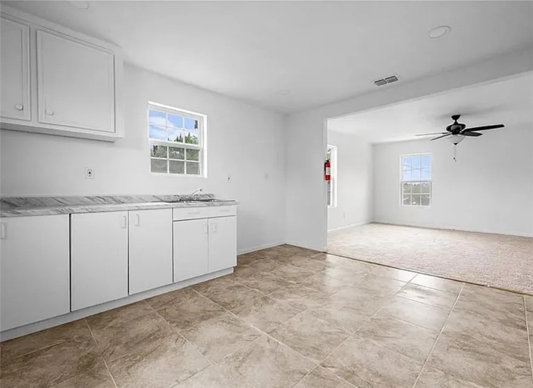 1105 Esperanza St B