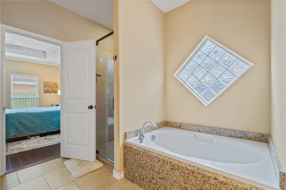 14826 Columbia River Dr