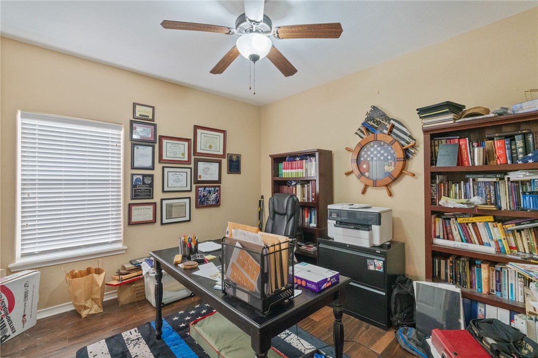 14826 Columbia River Dr