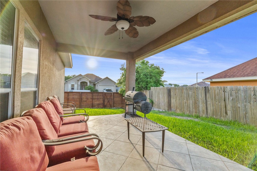 14826 Columbia River Dr
