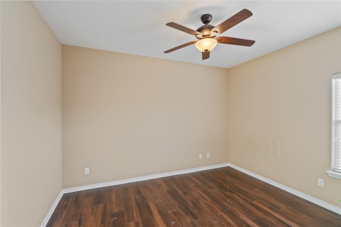 14826 Columbia River Dr