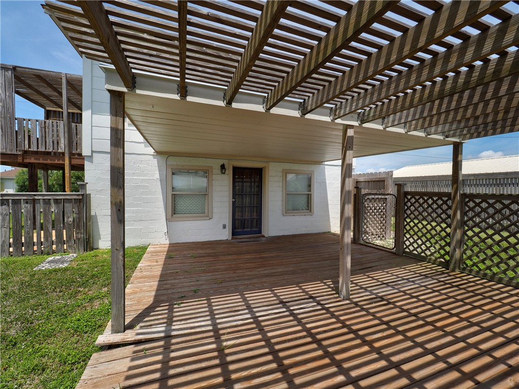 414 E Bayview Blvd