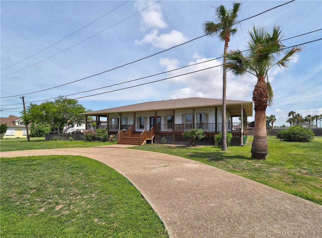 414 E Bayview Blvd