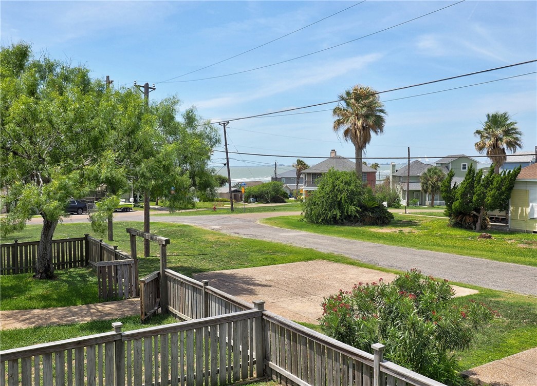 414 E Bayview Blvd