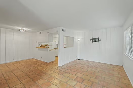 2056 Hidden Lake 3