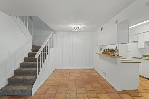 2056 Hidden Lake 3