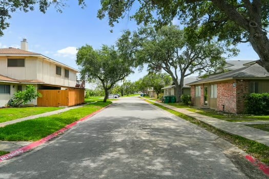2056 Hidden Lake 3