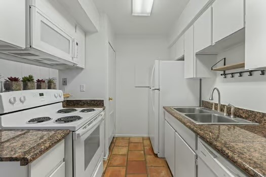 2056 Hidden Lake 3
