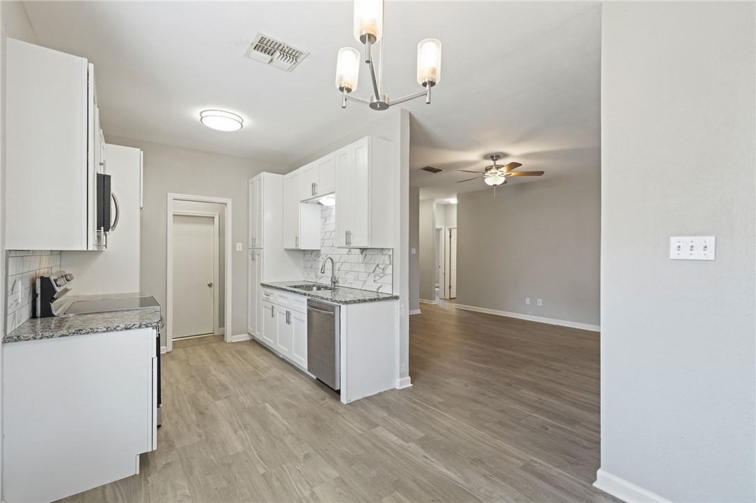 11417 Woodway Creek Dr