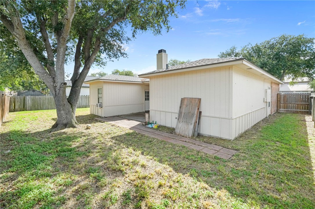 11417 Woodway Creek Dr