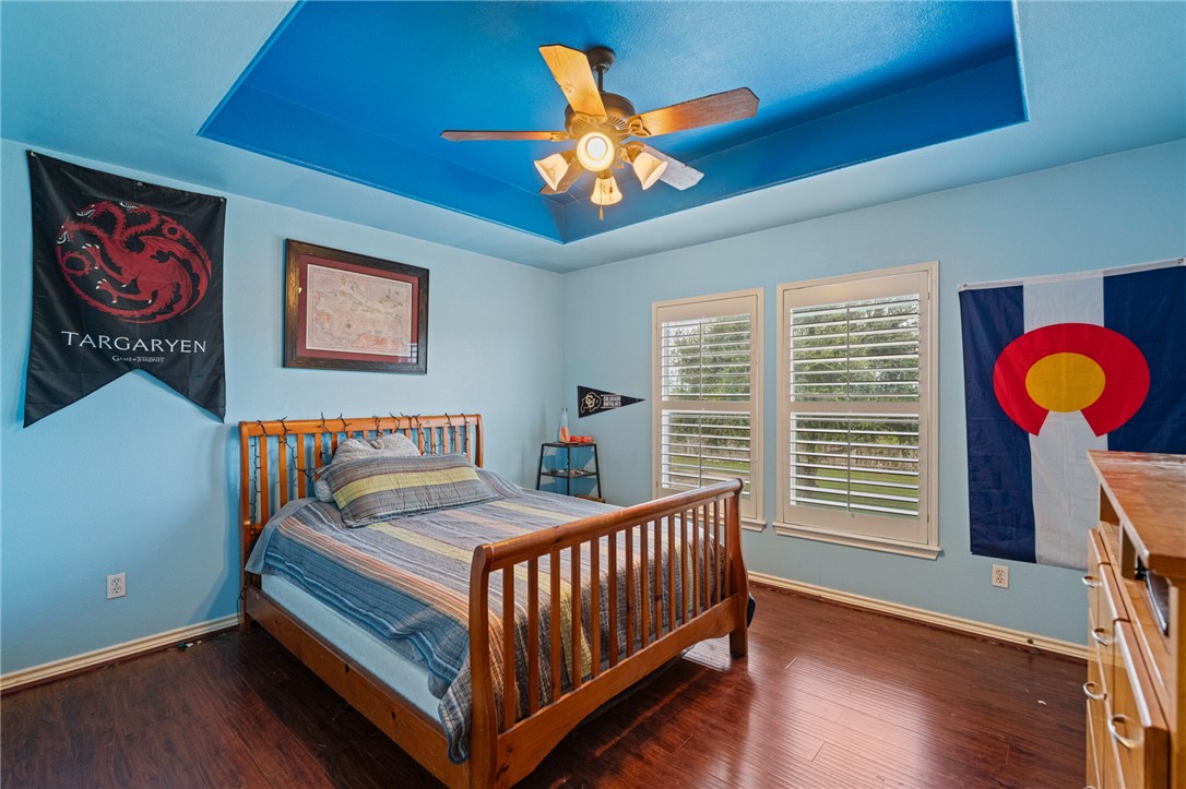 5921 King Trail