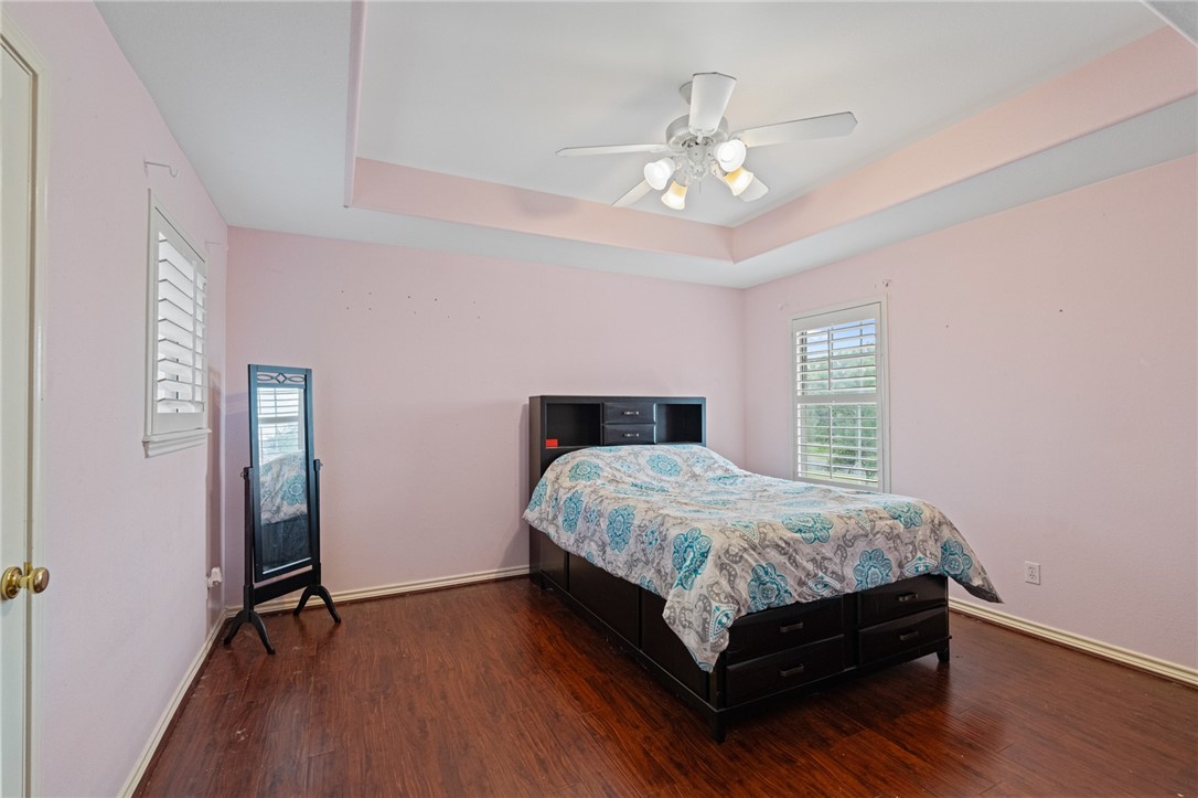 5921 King Trail
