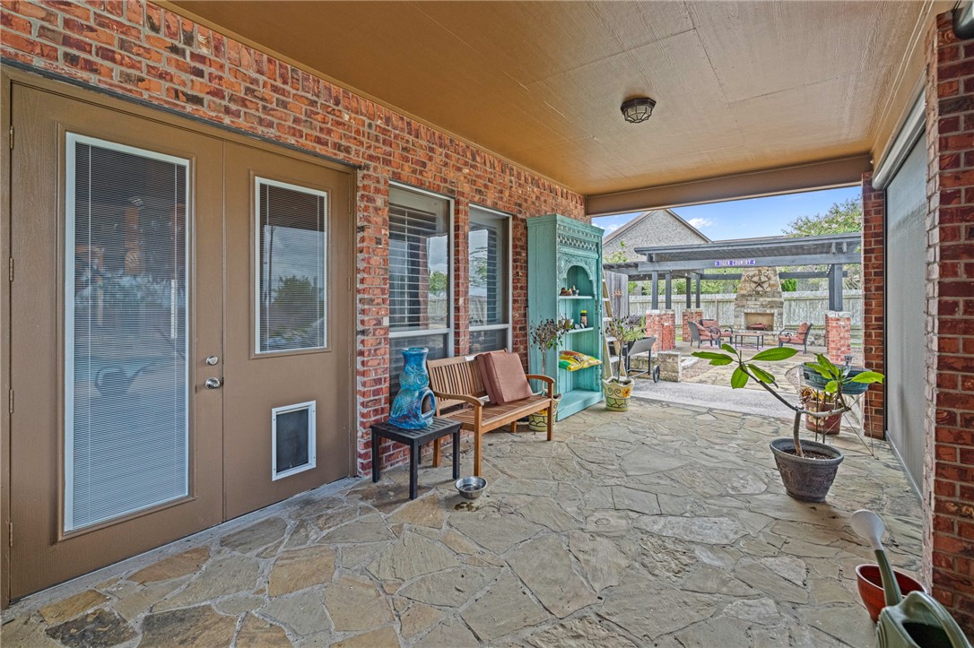 5921 King Trail