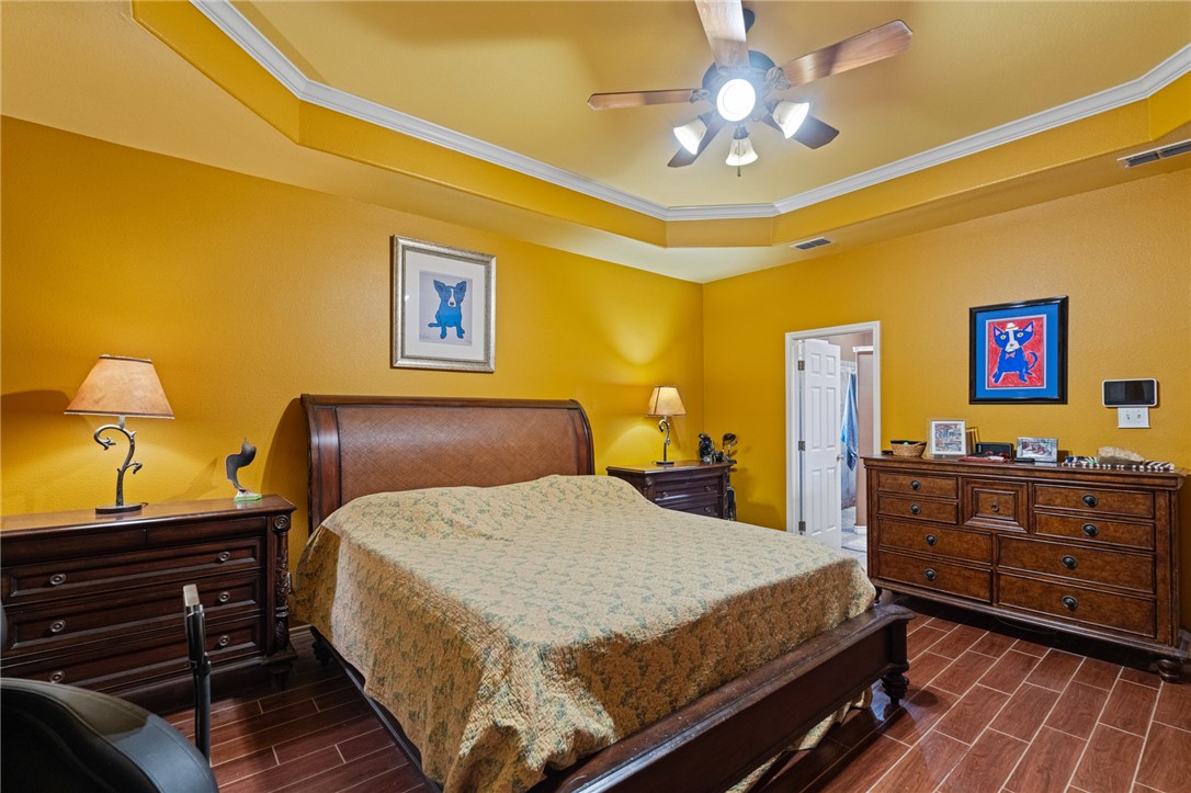 5921 King Trail