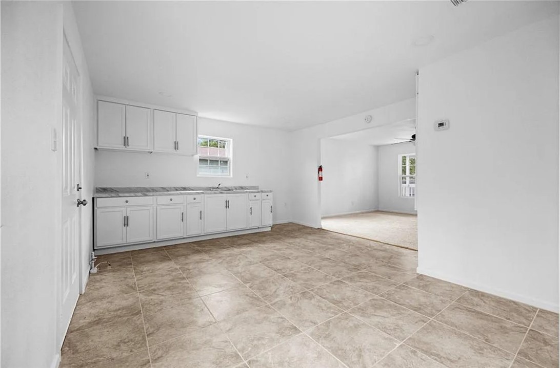 1105 Esperanza St A