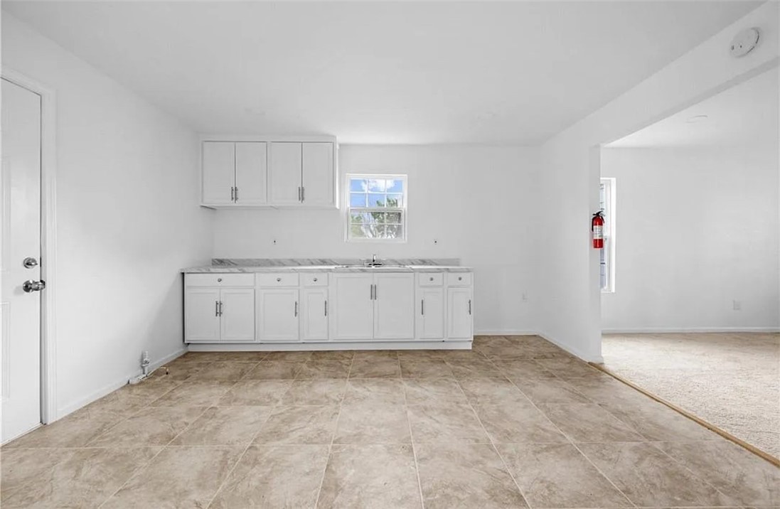 1105 Esperanza St A