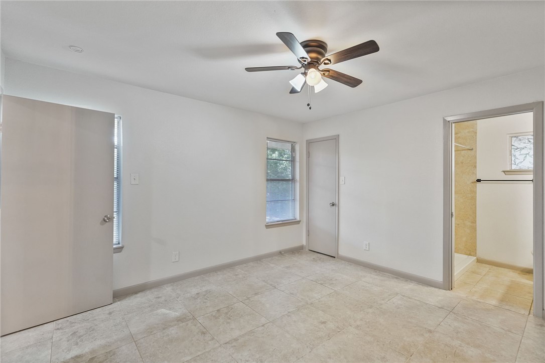 4809 River View