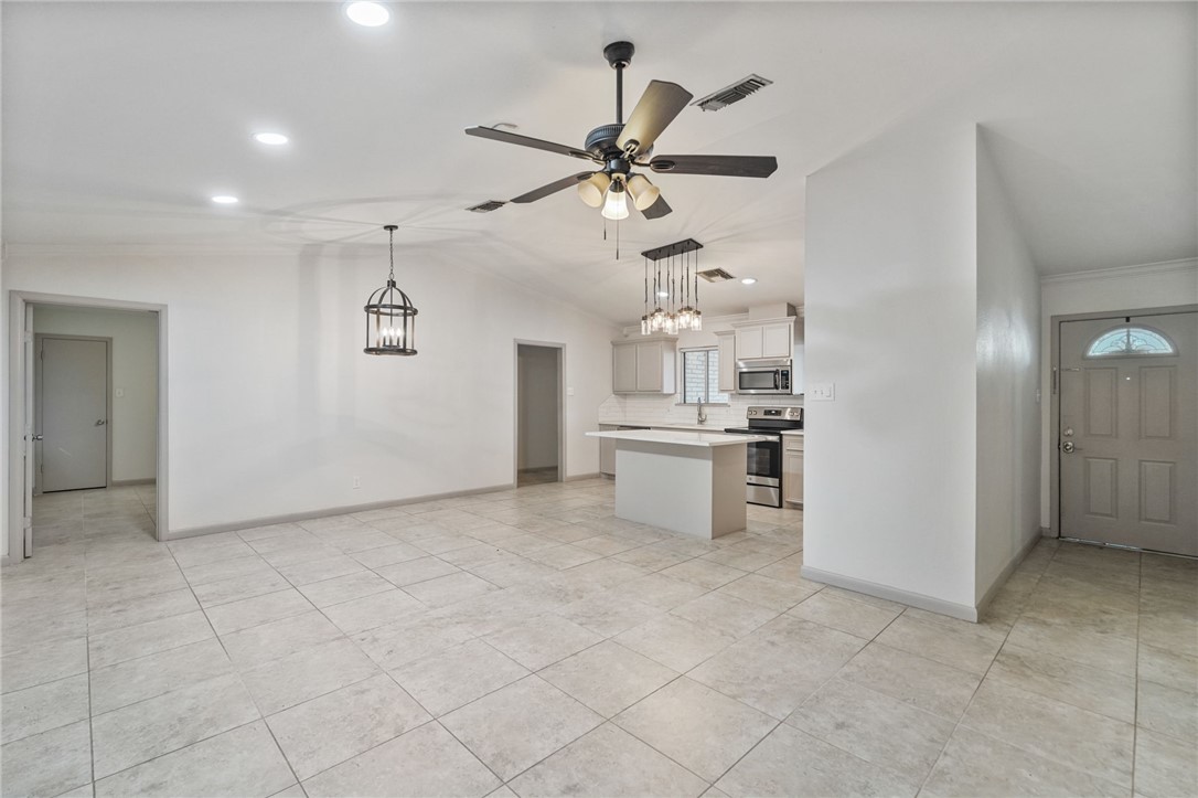 4809 River View