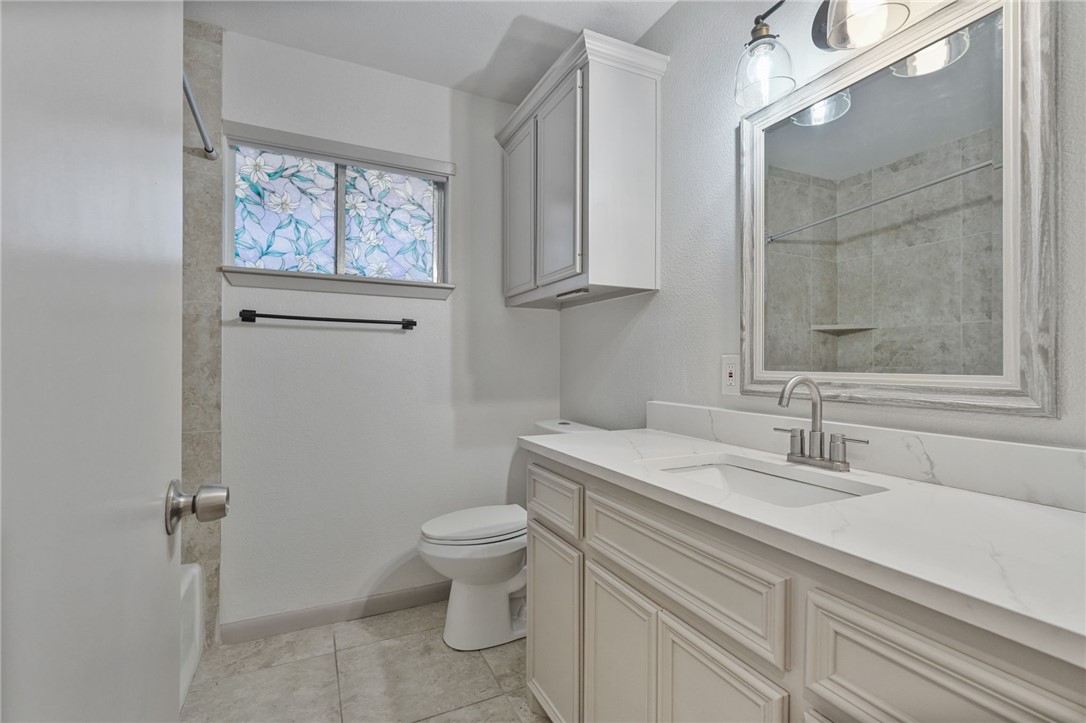 4809 River View