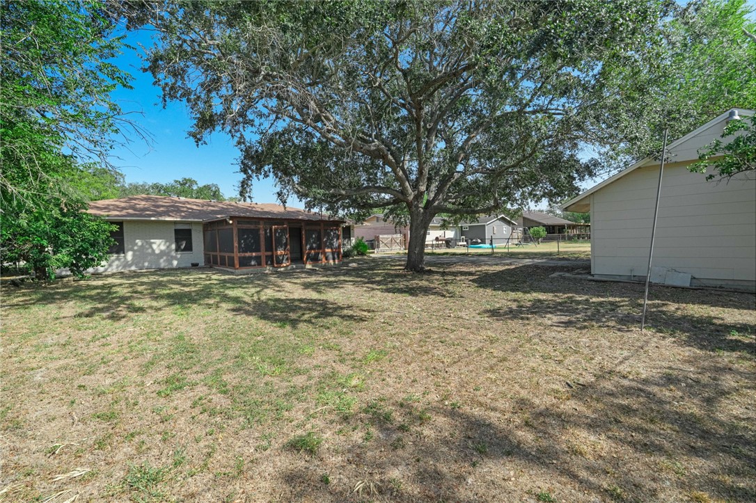 4809 River View