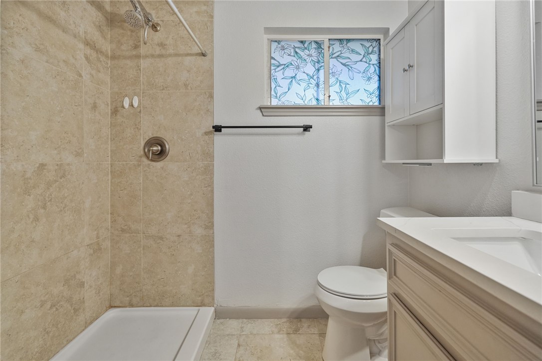 4809 River View