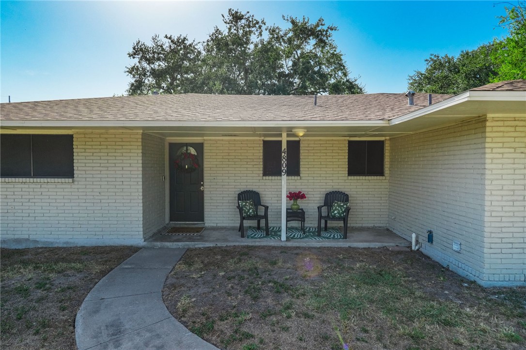 4809 River View