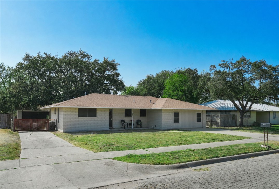 4809 River View