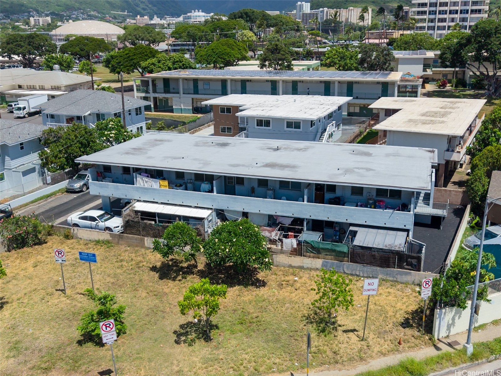 823 Waiaka Place