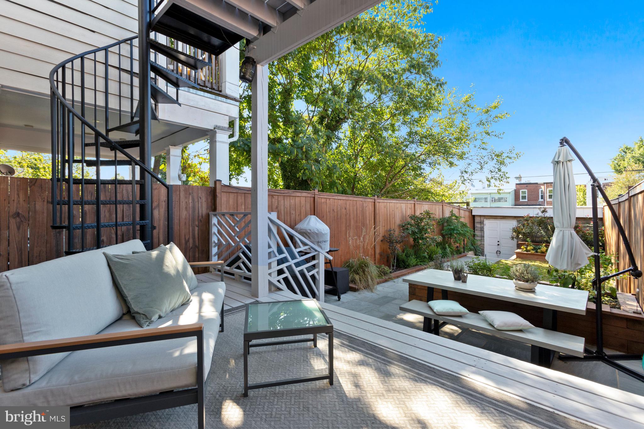 1215 Oates STREET NE