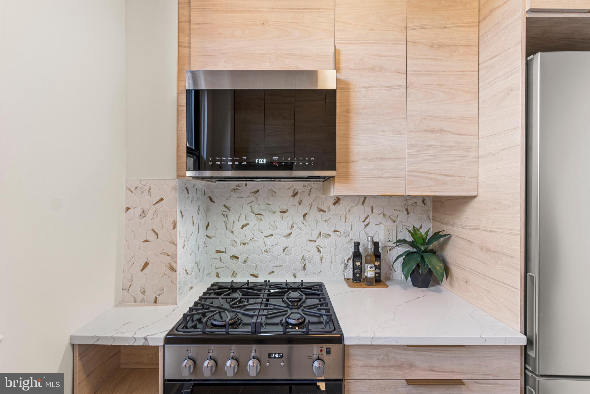 2515 K STREET NW Unit: 808