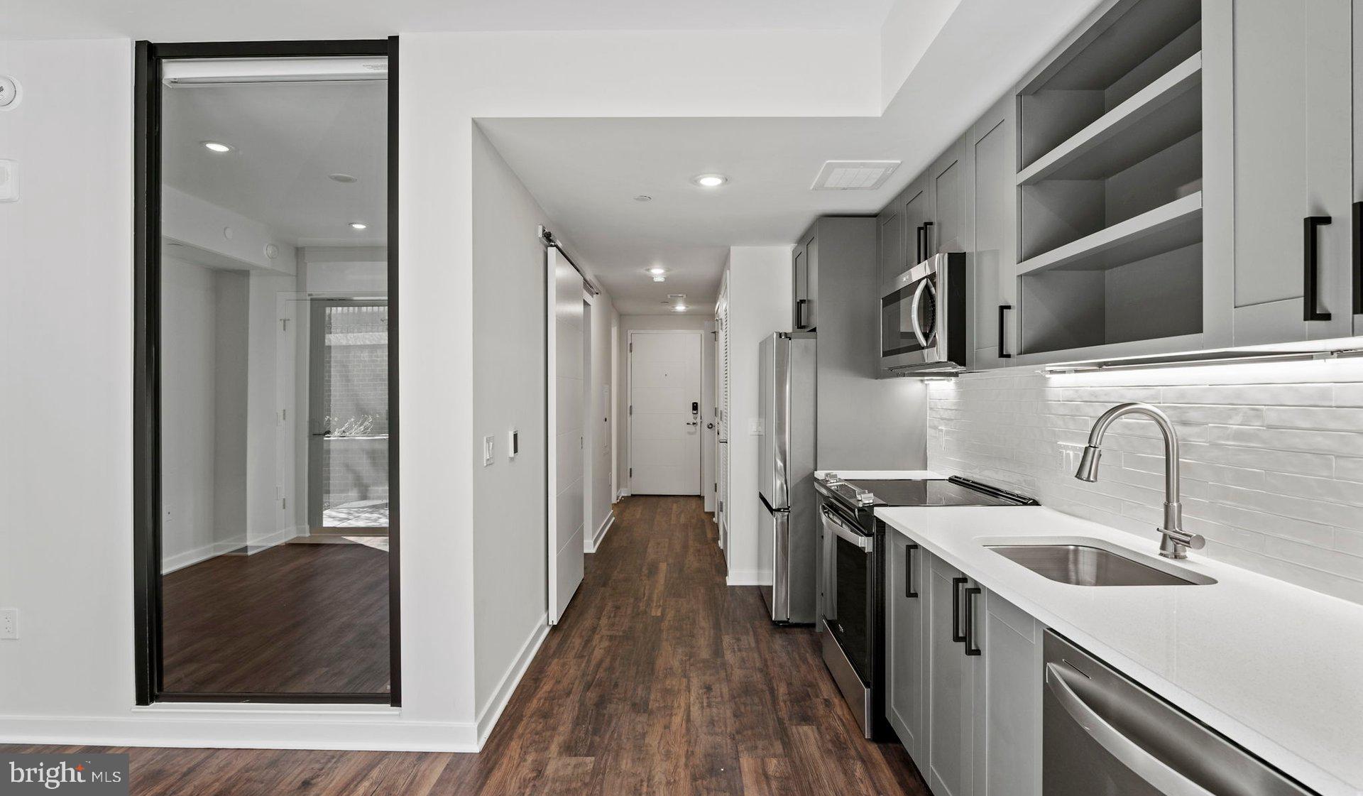 4000 WISCONSIN AVE NW #2B-4K-PH04
