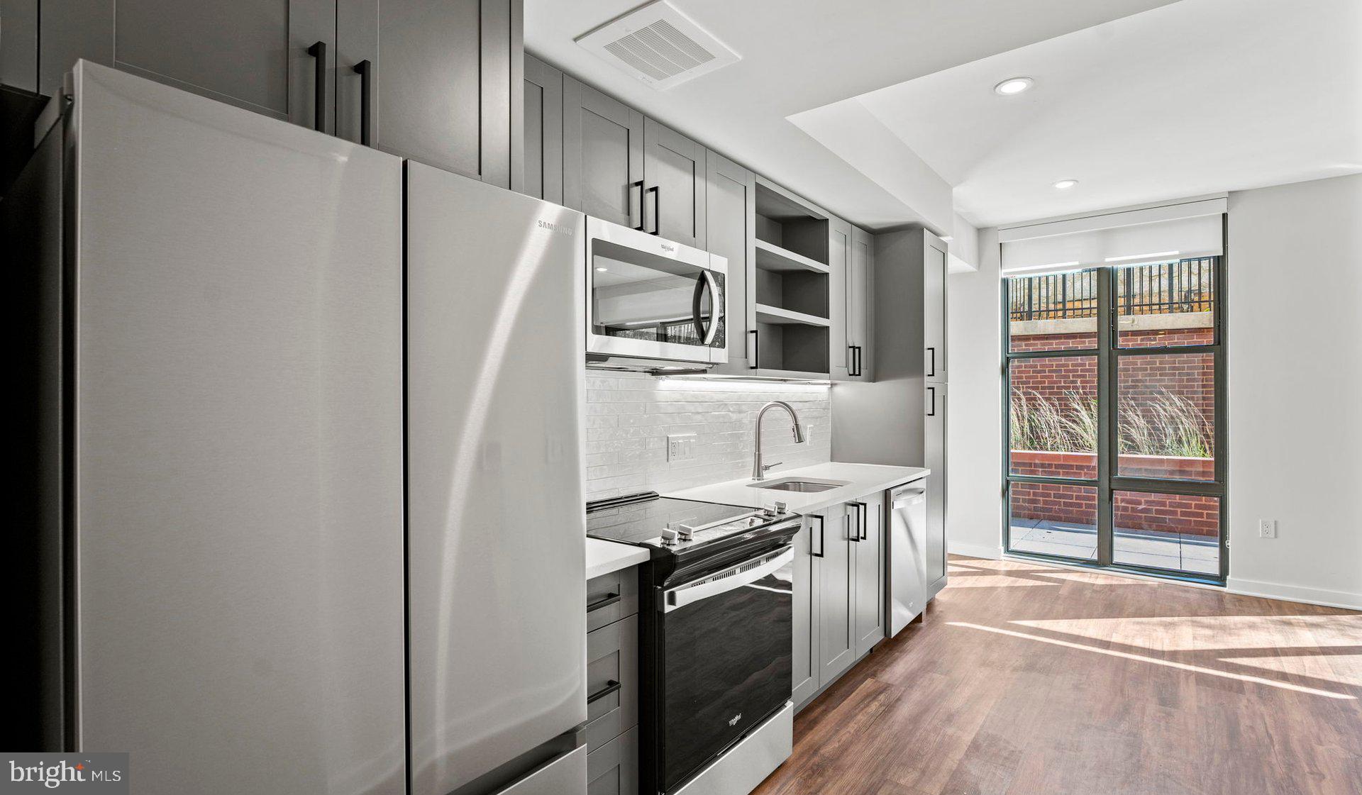 4000 WISCONSIN AVE NW #2B-4K-PH04