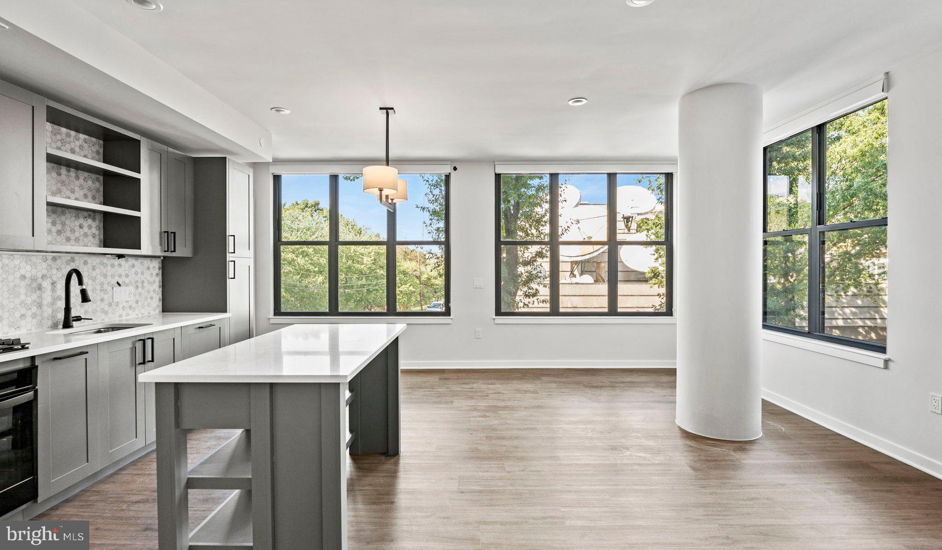 4000 WISCONSIN AVE NW #2B-4K-PH04