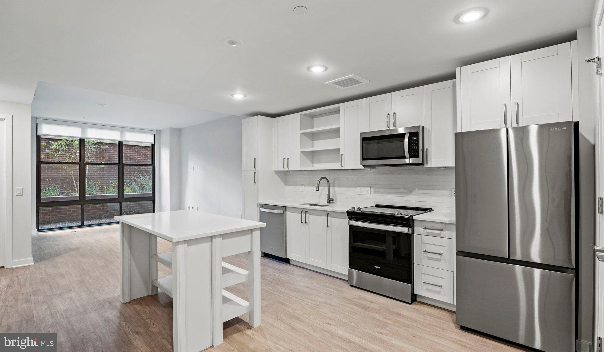 4000 WISCONSIN AVE NW #2B-4K-PH04