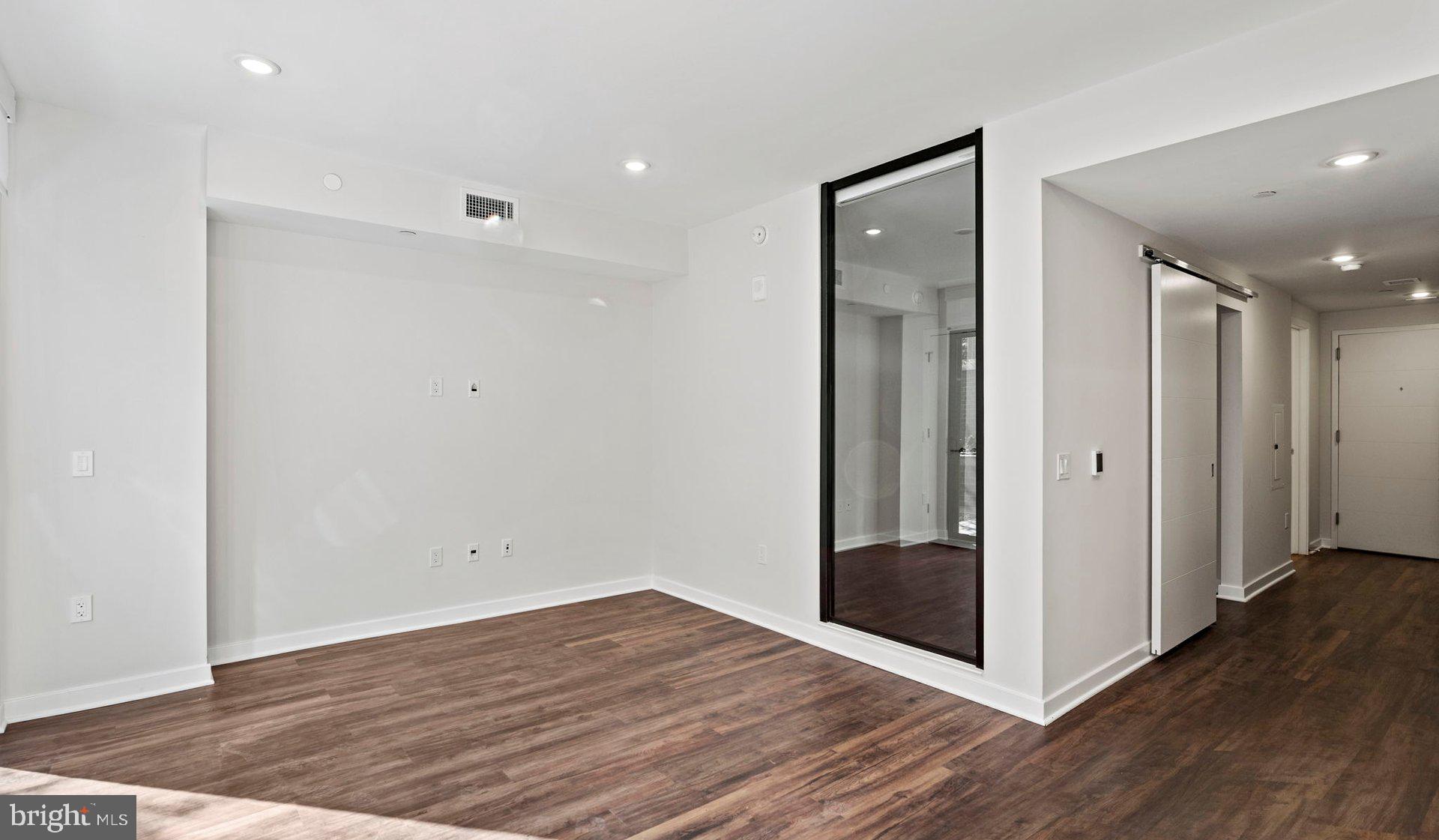 4000 WISCONSIN AVE NW #2B-4K-PH04