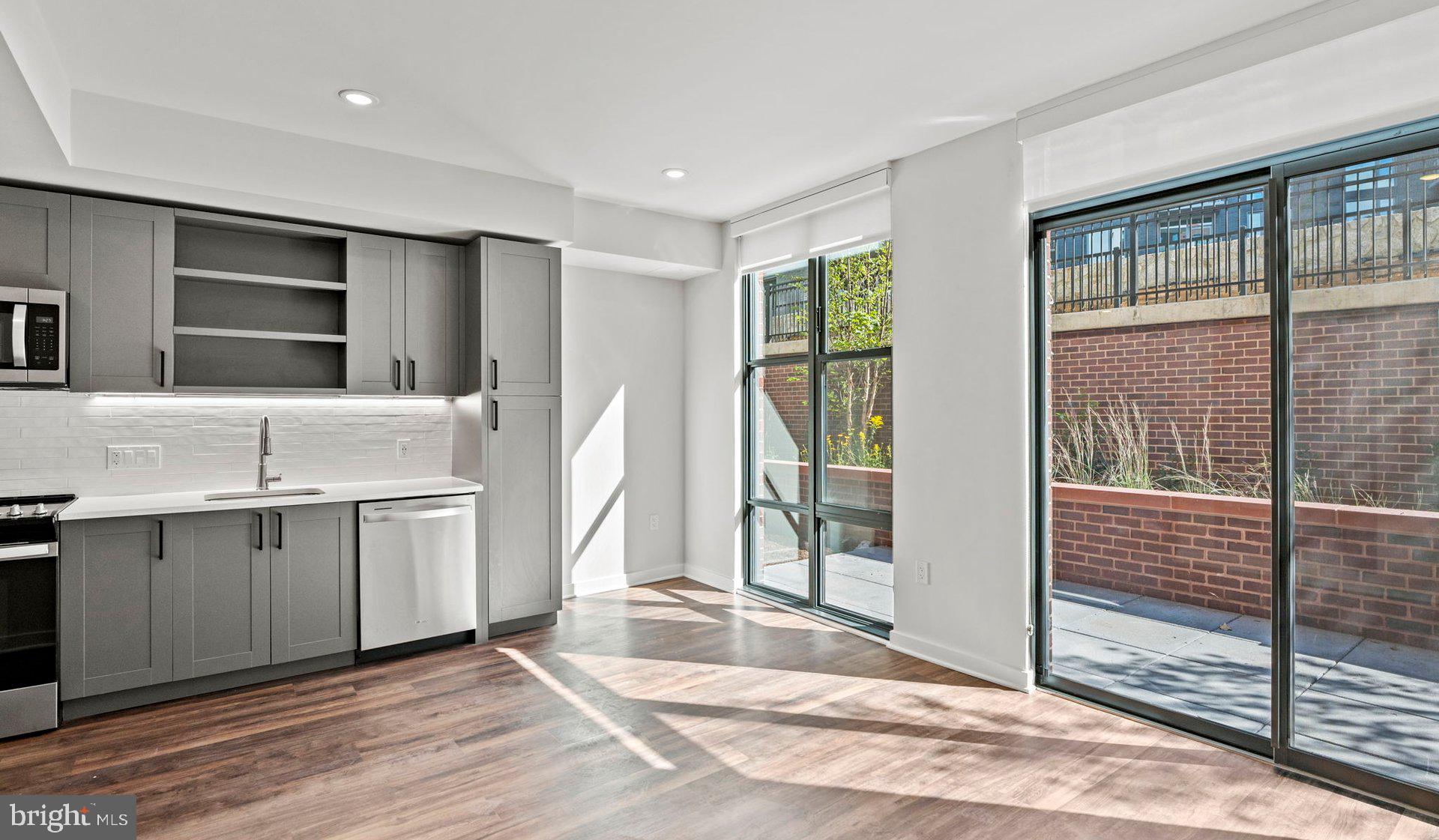 4000 WISCONSIN AVE NW #2B-4K-PH04