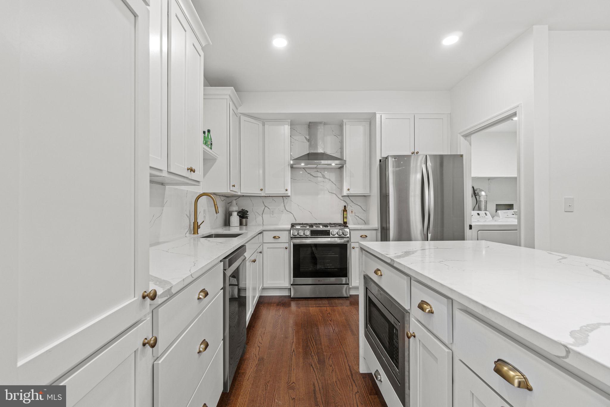 1001 Constitution Ave NE