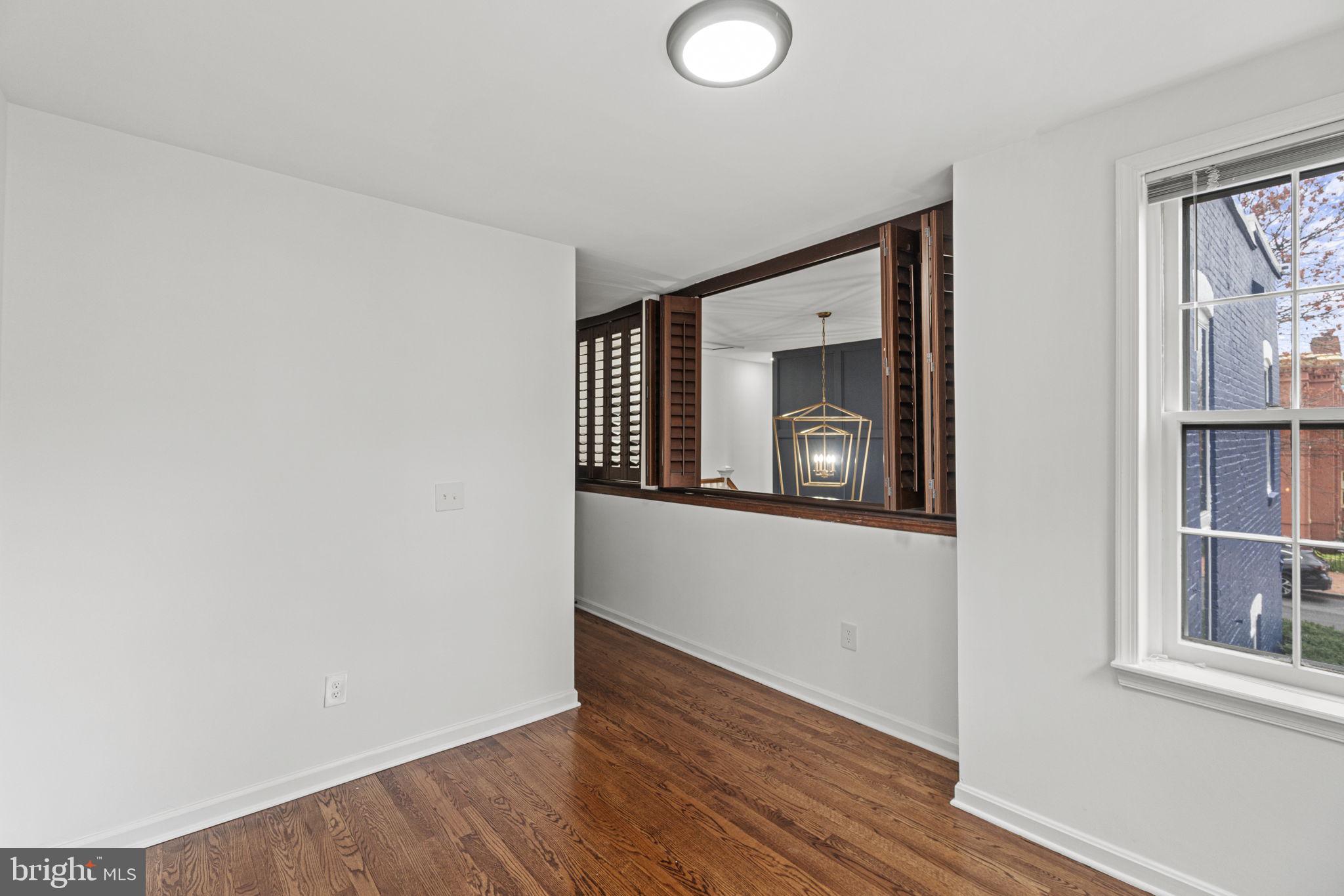 1001 Constitution Ave NE