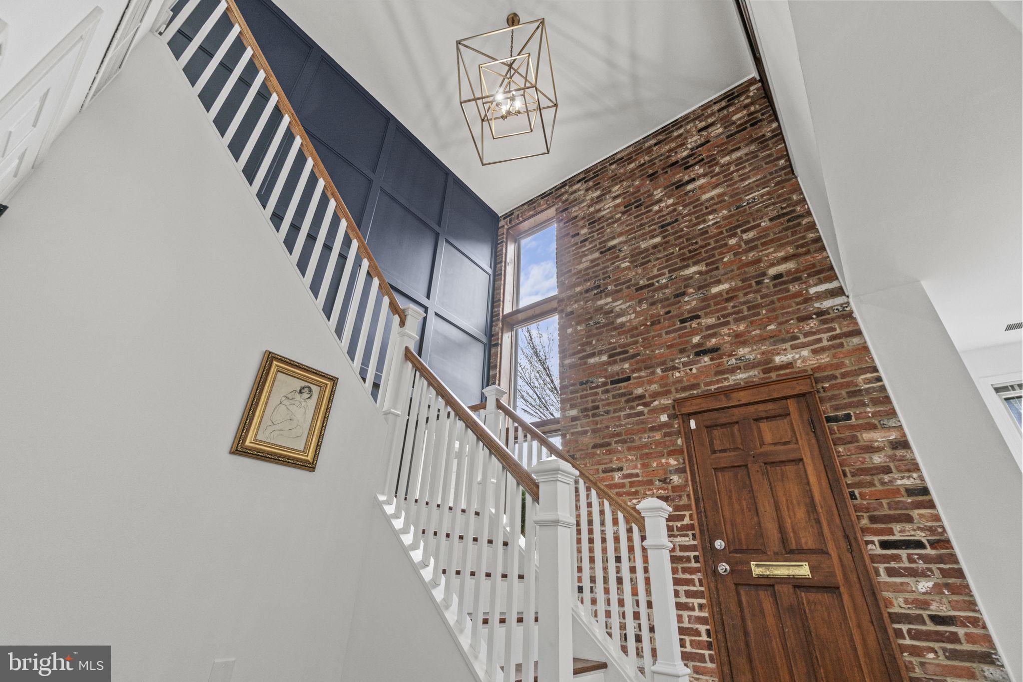 1001 Constitution Ave NE