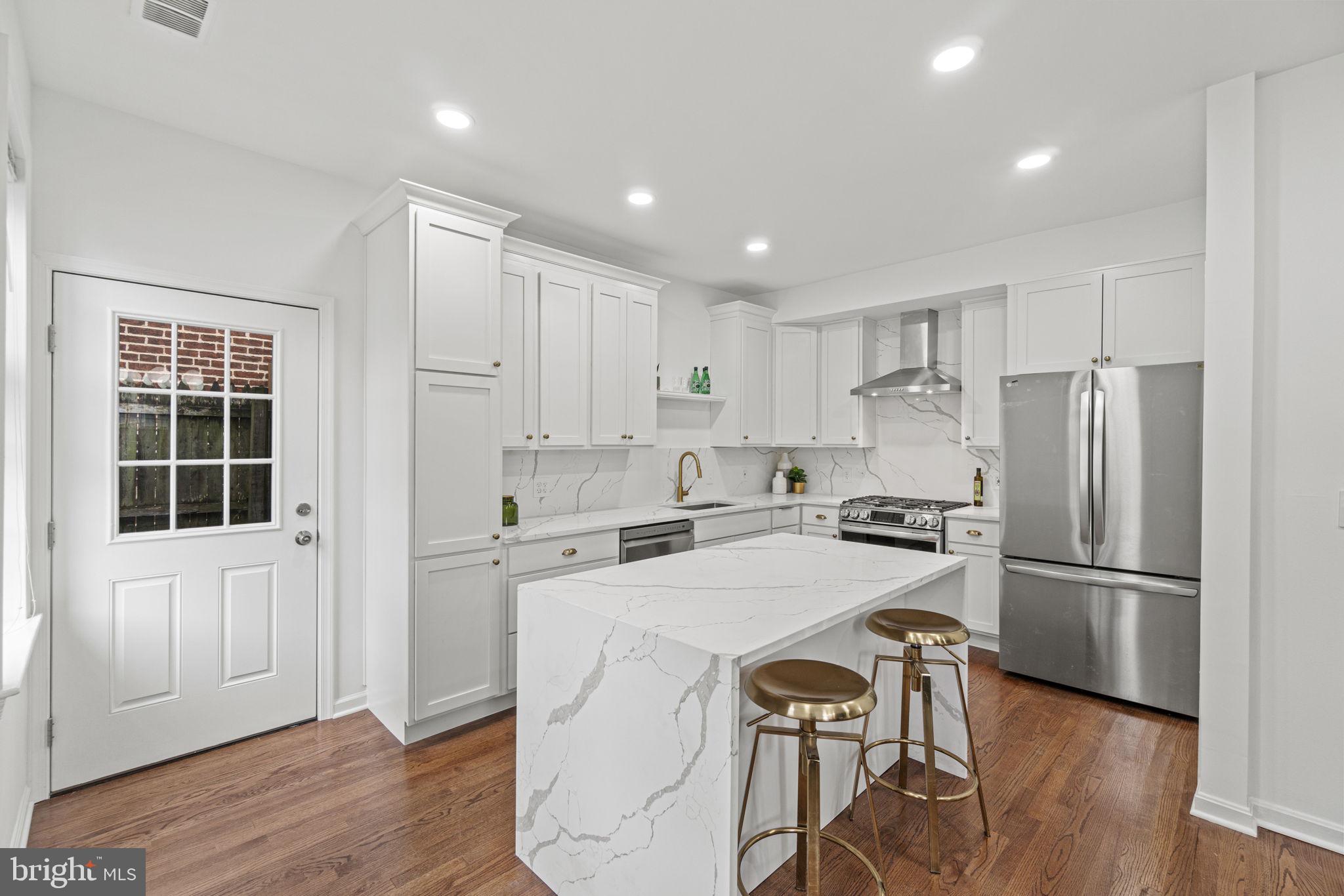 1001 Constitution Ave NE