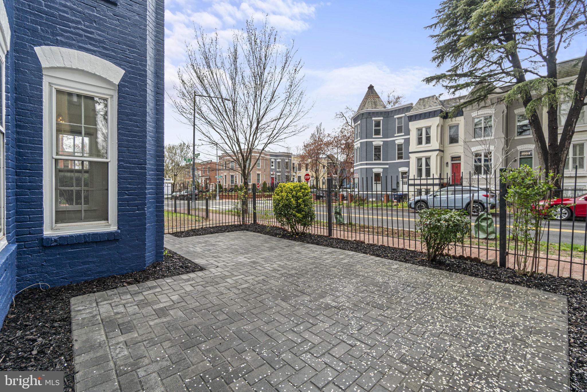 1001 Constitution Ave NE